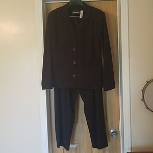 Women's Pant suit